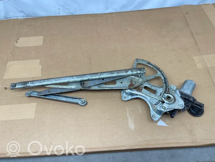 Toyota Prius (XW20) Moteur de lève-vitre de porte avant 8571058010