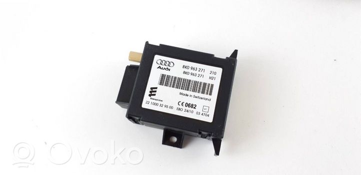 Audi A4 S4 B8 8K Auxiliary heating control unit/module 8K096327