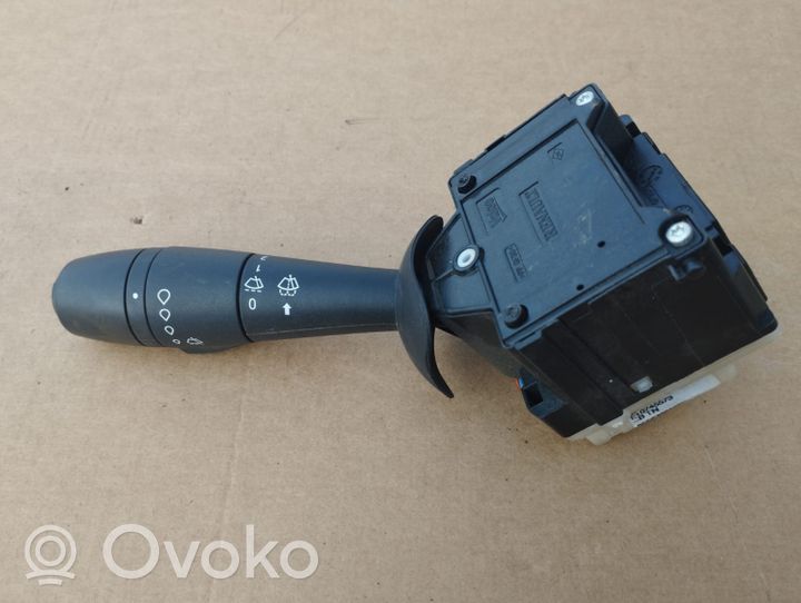 Renault Trafic III (X82) Indicator stalk 255670610R