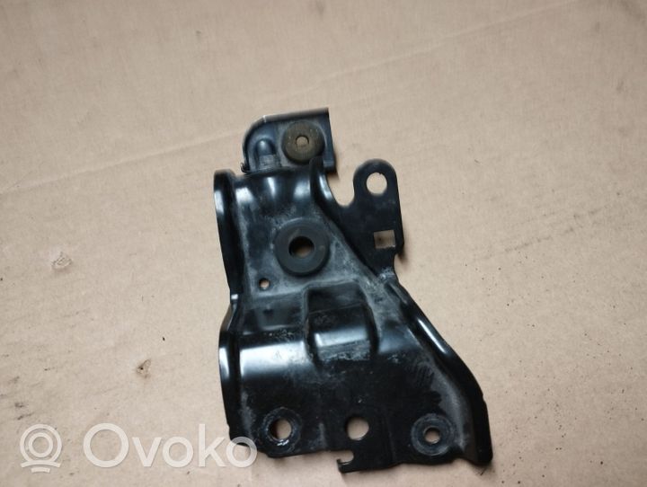 Honda CR-V Radiator support slam panel bracket 