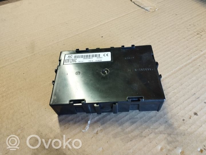 Nissan Note (E11) Module confort 284B2EM01E