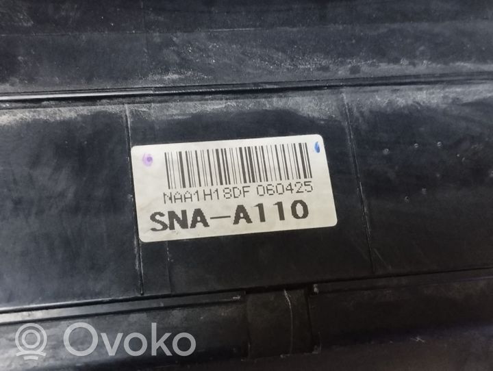 Honda Civic Ramka / Moduł bezpieczników SNAA110