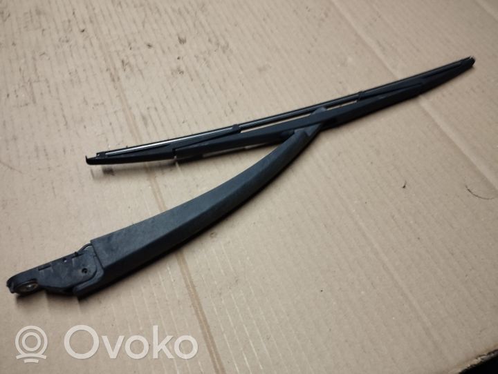 Chrysler Voyager Rear wiper blade arm 