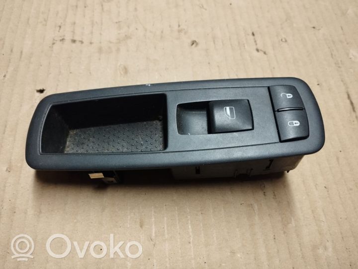 Dodge Grand Caravan Interruttore di controllo dell’alzacristalli elettrico 68029178AB