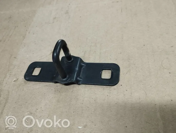 Jeep Renegade Boucle de verrouillage de la couverture arrière B805