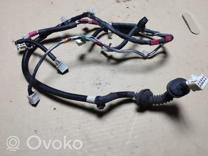 Lexus IS 220D-250-350 Rear door wiring loom 8215453040C