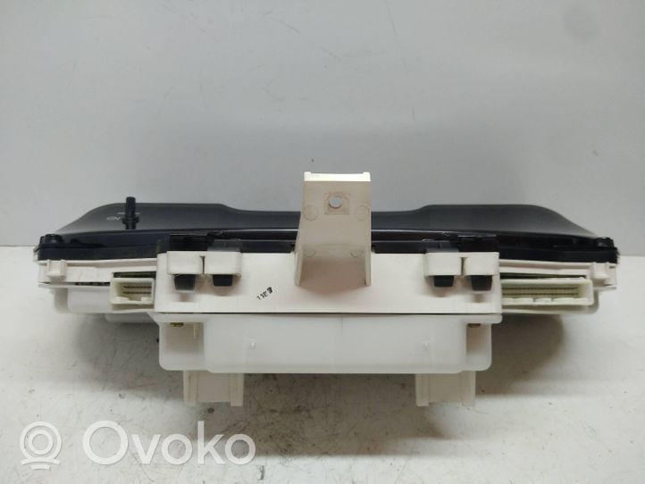 Toyota Avensis Verso Tachimetro (quadro strumenti) 8380044A50