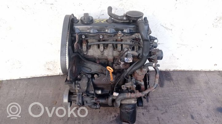 Volkswagen Polo III 6N 6N2 6NF Moottori AEY