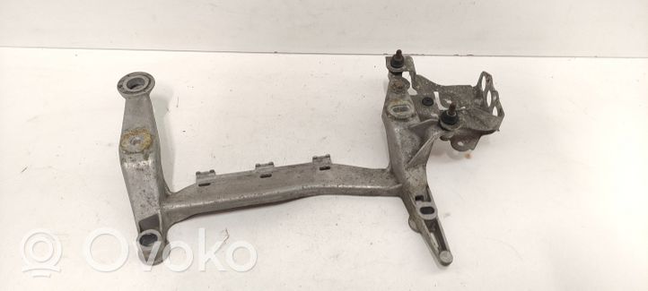 Audi Q7 4L Supporto del compressore ad aria dello pneumatico 7L0616379