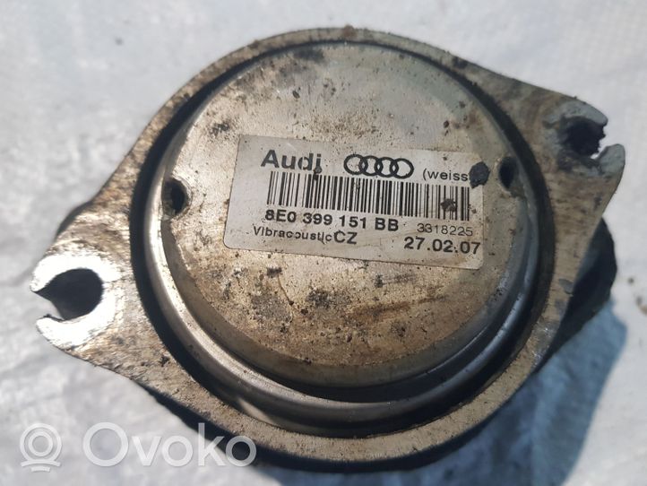 Audi A4 S4 B7 8E 8H Supporto della scatola del cambio 8E0399151BB