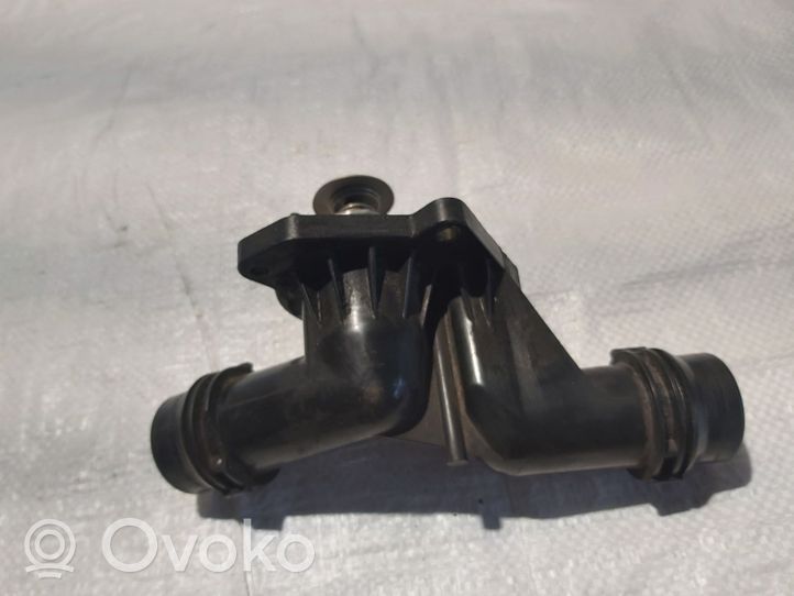 BMW 3 E46 Boîtier de thermostat / thermostat 