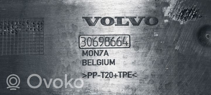 Volvo V70 Radiatoriaus oro nukreipėjas (-ai) 30698664