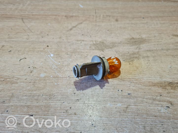 Volkswagen PASSAT B5 Element lampy przedniej 3B0953123B