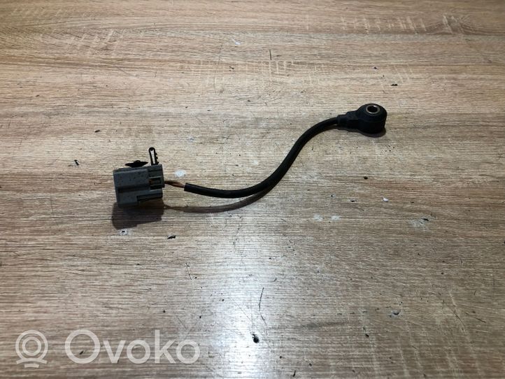 Volvo S40 Sensore di detonazione 1072085C