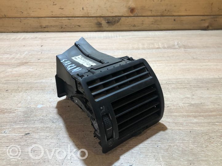 Volkswagen Sharan Copertura griglia di ventilazione laterale cruscotto 7M3819704