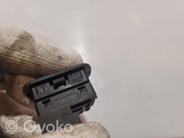 Volvo V60 Schalter Alarmanlage Diebstahlschutz 05313530