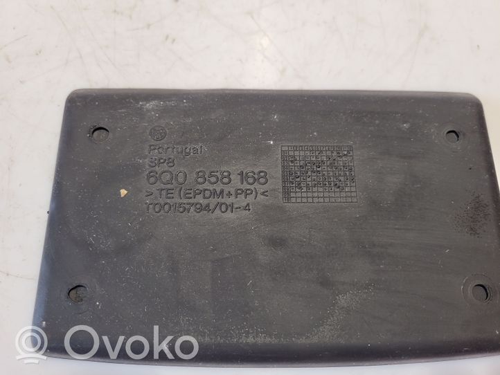 Volkswagen Polo IV 9N3 Inne części wnętrza samochodu 6Q0858169