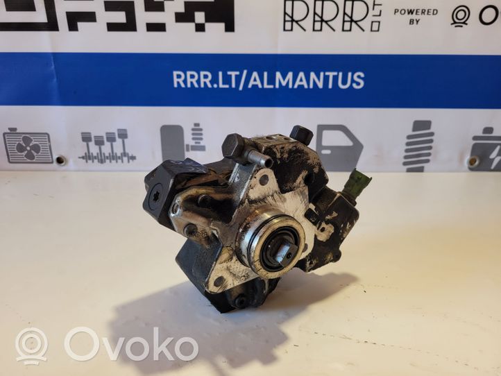 Volvo XC70 Fuel injection high pressure pump 30756125