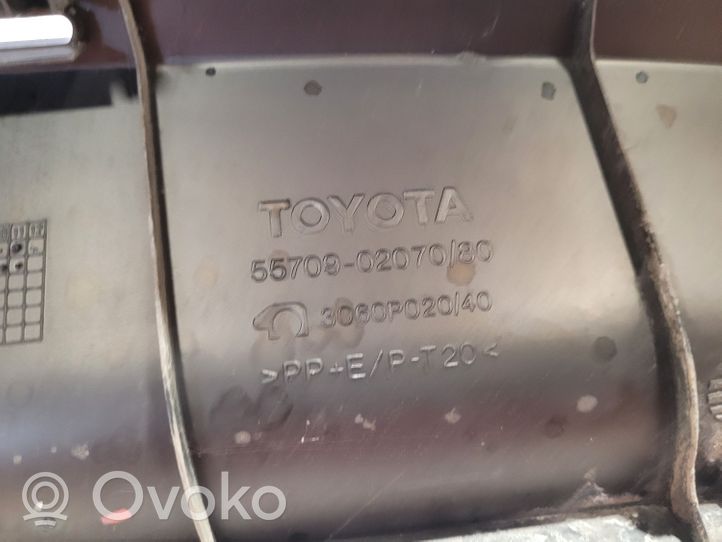 Toyota Corolla E120 E130 Pyyhinkoneiston lista 5570902070