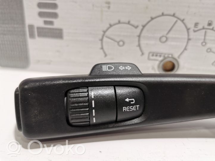 Volvo V60 Leva indicatori 31394001