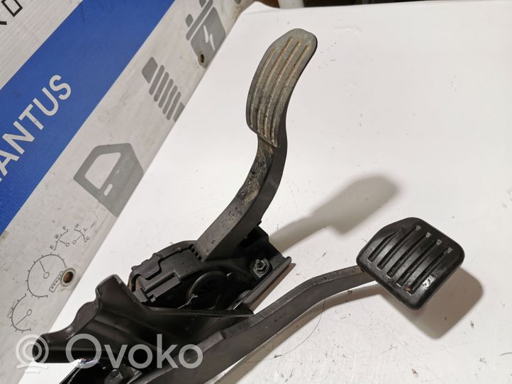 Volvo XC70 Pedalų komplektas 31201791