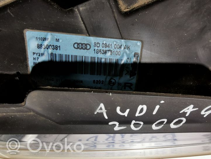 Audi A4 S4 B5 8D Lampa przednia 8D0941004AK