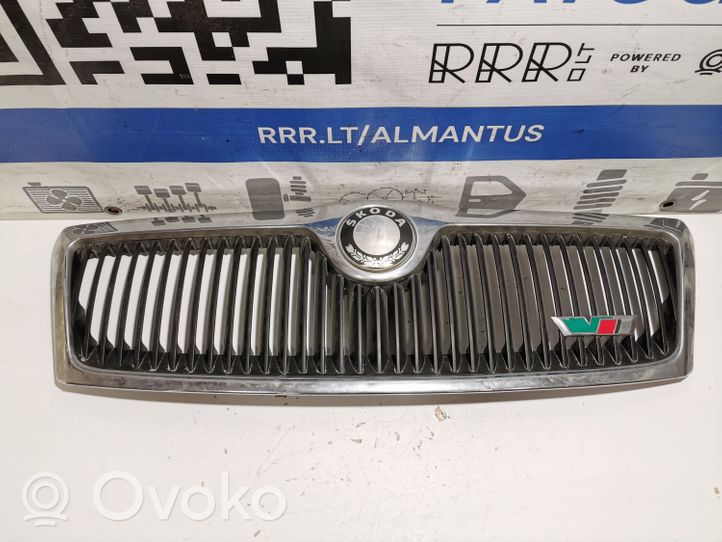 Skoda Octavia Mk2 (1Z) Maskownica / Grill / Atrapa górna chłodnicy 1Z0853668