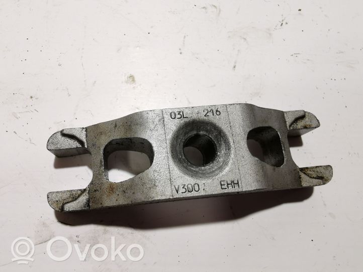 Skoda Octavia Mk2 (1Z) Morsetto iniettore carburante 03L216