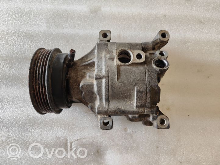 Toyota Corolla E120 E130 Ilmastointilaitteen kompressorin pumppu (A/C) 4472206362