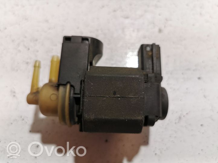 Audi Q7 4M Solenoidinis vožtuvas 059906629F