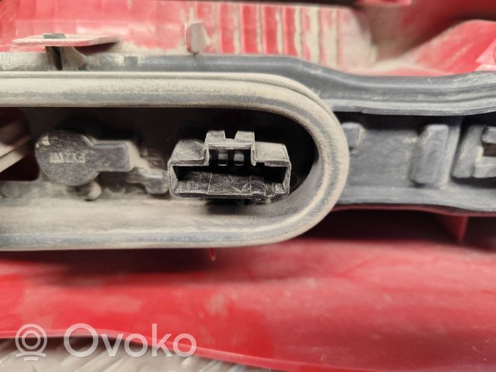 Toyota Proace Feux arrière / postérieurs 89038145