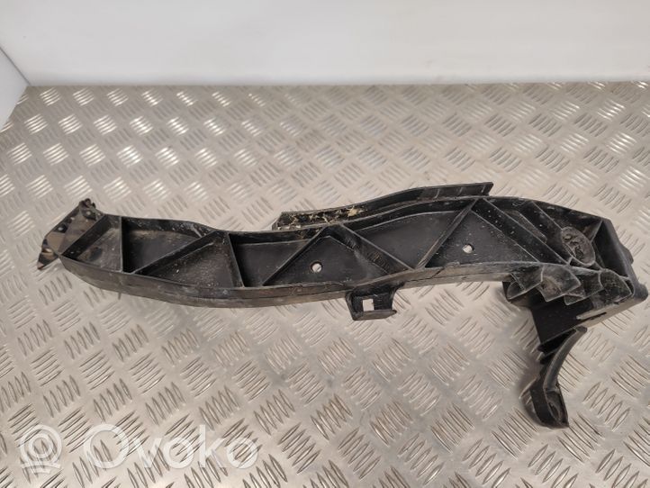 BMW 3 E46 Headlight/headlamp mounting bracket 7120824