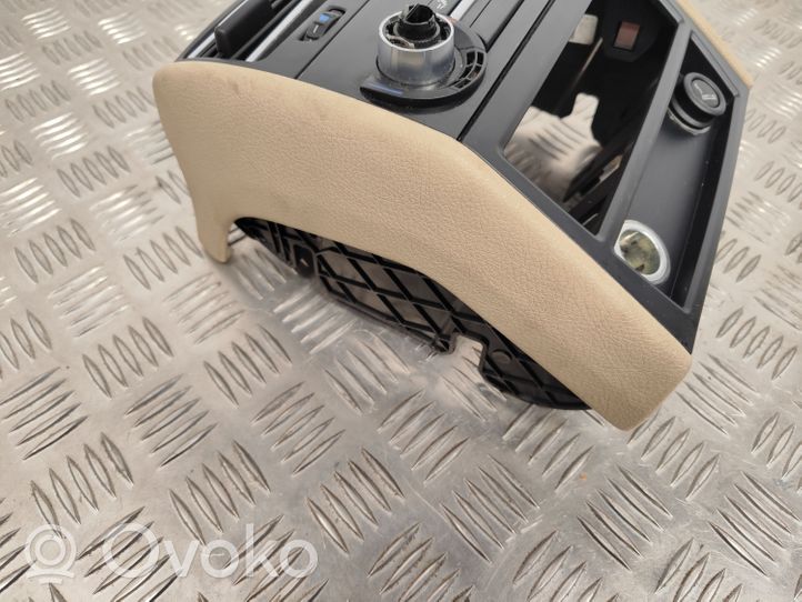 BMW 7 F01 F02 F03 F04 Autres éléments de console centrale 9171272