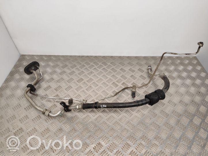 Honda Civic Ilmastointilaitteen putki (A/C) 