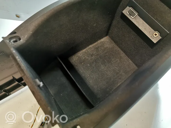 Volvo V70 Armrest 30722553