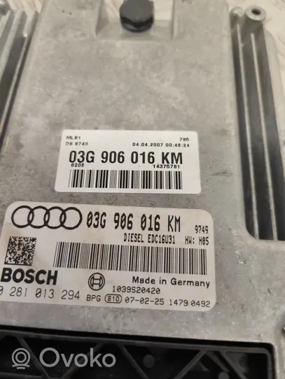 Audi A4 S4 B7 8E 8H Moottorin ohjainlaite/moduuli 03G906016KM