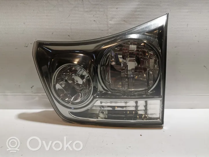 Lexus RX 300 Lampy tylnej klapy bagażnika 