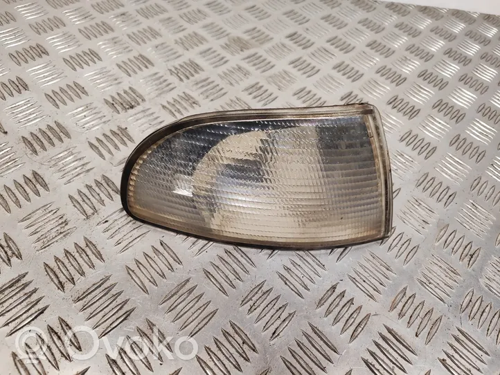 Audi A4 S4 B5 8D Front indicator light 