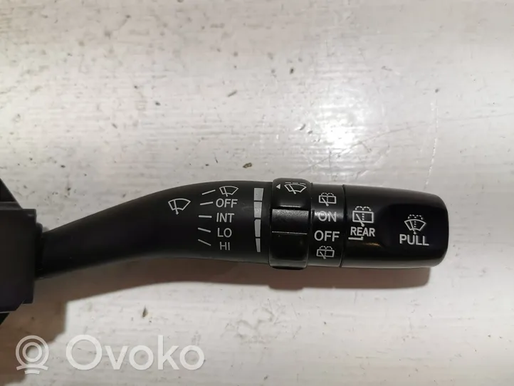 Hyundai Santa Fe Wiper control stalk 202004725