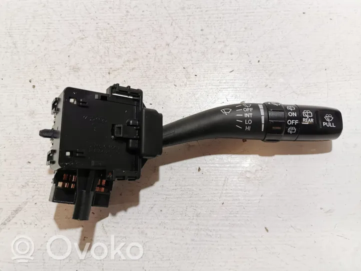 Hyundai Santa Fe Wiper control stalk 202004725