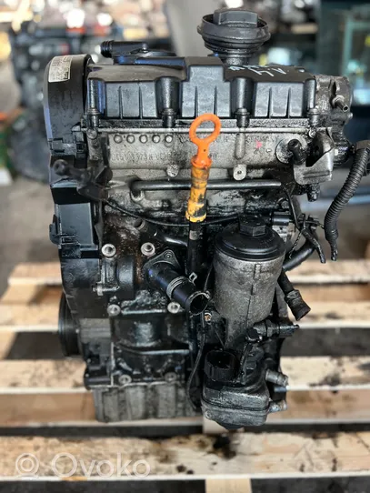 Skoda Fabia Mk2 (5J) Silnik / Komplet BNV