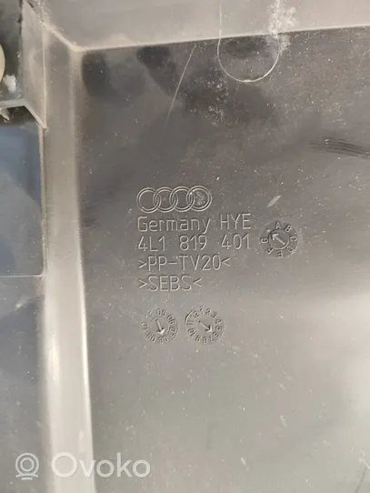 Audi Q7 4L Облицовка (облицовки) стеклоочистителей 4L1819401