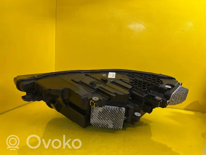 Audi E-tron GT Lampa przednia 4KE941040