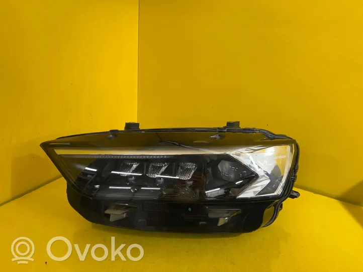 Citroen DS7 Crossback Lampa przednia 9831755780