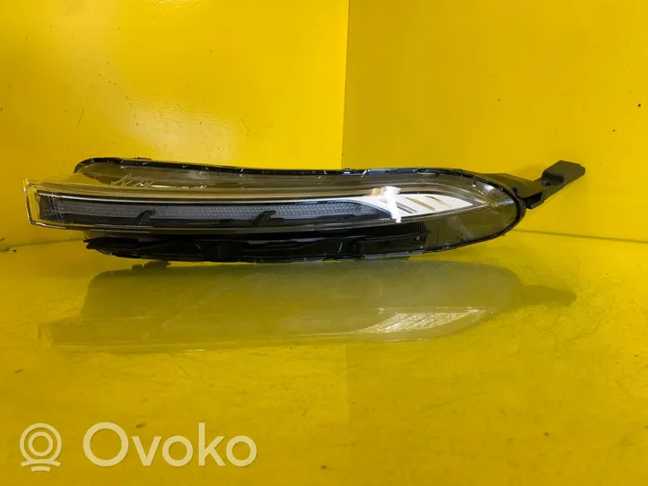 Hyundai Bayon Headlight/headlamp 92207Q0600