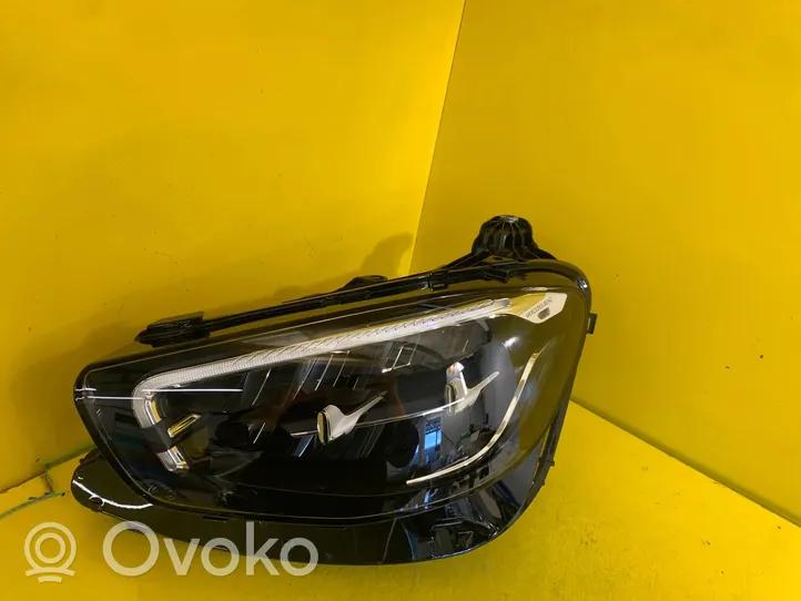 Mercedes-Benz E AMG W213 Lampa przednia A2139069109