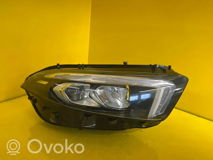 Mercedes-Benz A W177 Lampa przednia 1LC015091