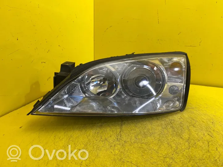 Ford Mondeo Mk III Lampa przednia 1S71-12B655-AA