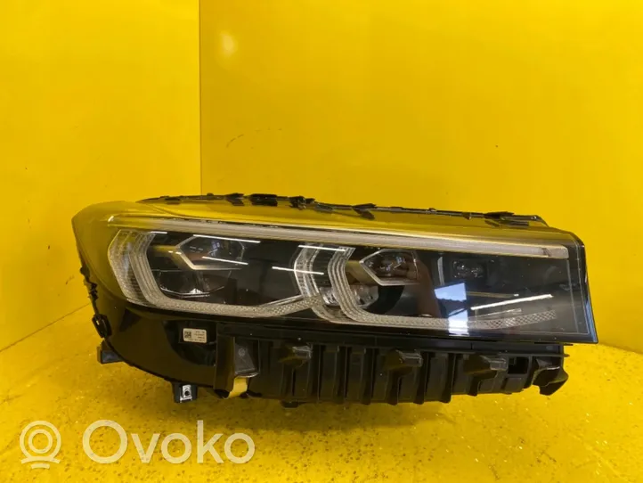 BMW 7 G11 G12 Lampa przednia 1415