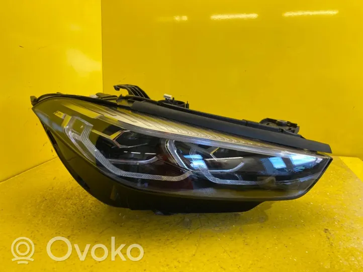 BMW 8 E31 Lampa przednia 3360